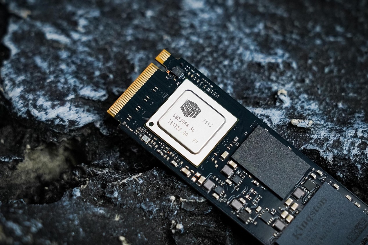 Kingston FURY Renegade G5评测 最速PCIe5.0固态硬盘诞生(图6)