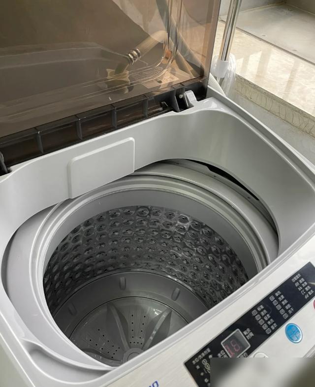被低估的波轮洗衣机：老人爱用、省钱省心，凭啥总被忽视？(图5)
