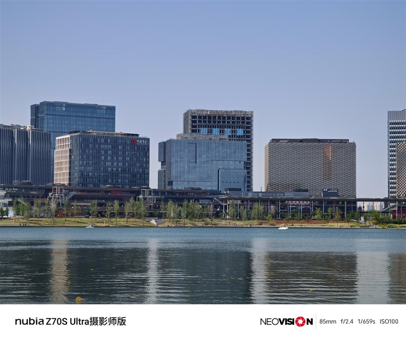 努比亚Z70S Ultra摄影师版评测：今年唯一无孔摄影手机(图40)