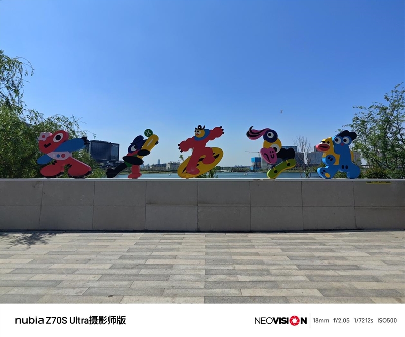 努比亚Z70S Ultra摄影师版评测：今年唯一无孔摄影手机(图51)