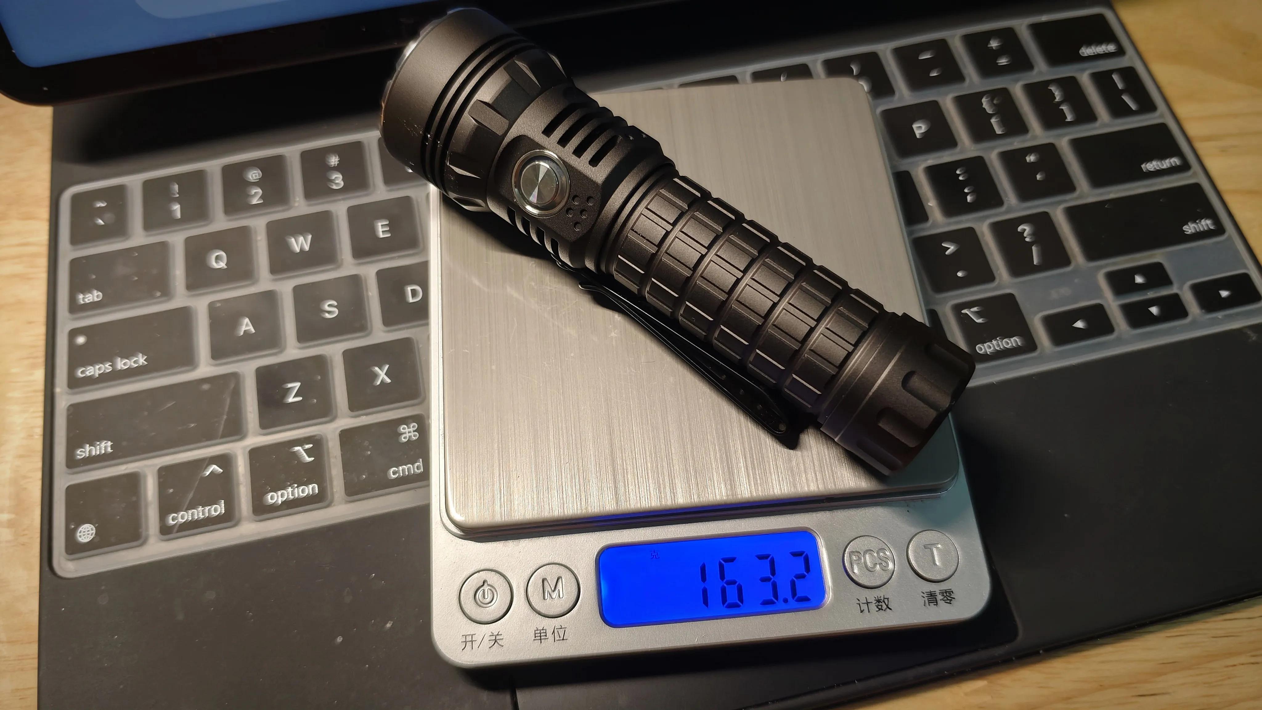 在路上X50——全网最小21700远射强光手电评测(图4)