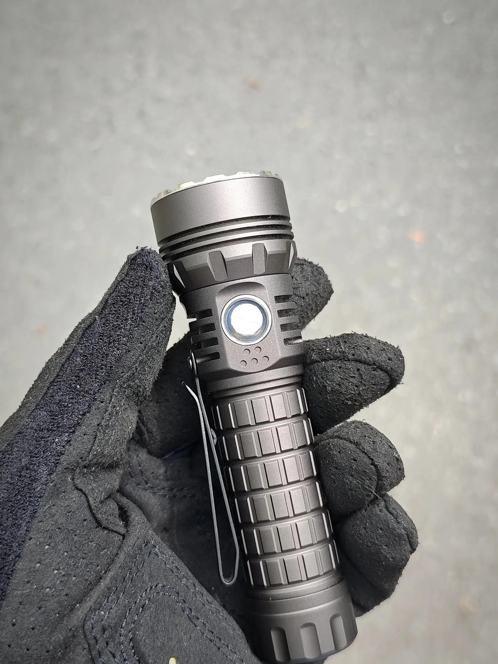 在路上X50——全网最小21700远射强光手电评测(图18)