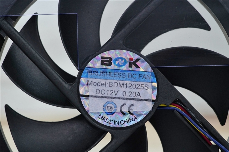 鑫谷数智金牌DM-850G电源评测：双MCU芯片加量不加价！(图25)